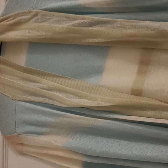 Sweater - Picture 3 of 3